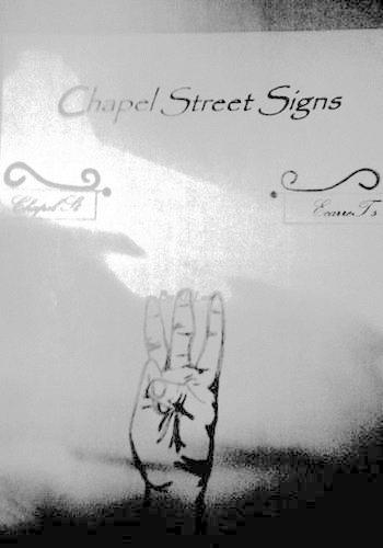 Chapel Street Signs: (1 Ecarret)