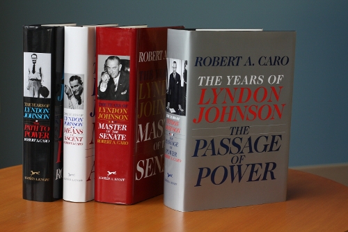 Years of Lyndon Johnson 4 Volume Set: The Path to Power; Means of Ascent; Master of the Senate; The Passage of Power(Years of Lyndon Johnson)