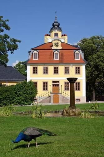 Belvedere Castle in Weimar, Germany Journal: 150 page lined notebook/diary