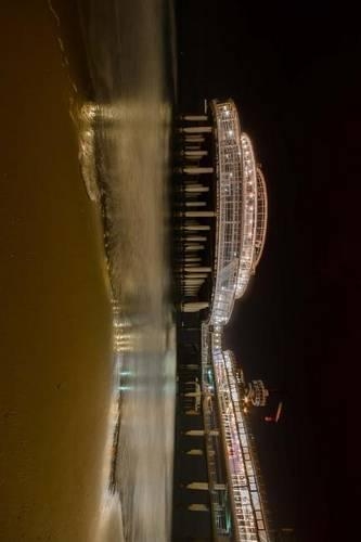 Scheveningen Pier at Night in the Netherlands: Blank 150 Page Lined Journal for Your Thoughts, Ideas, and Inspiration(English)