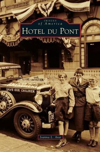 Hotel Du Pont: (English)