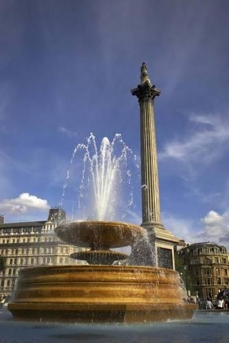 Fountain in Trafalgar Square London UK Journal: 150 Page Lined Notebook/Diary