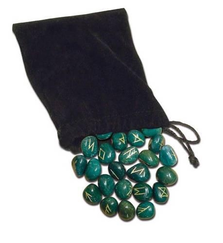 Bloodstone Runes: (Lo Scarabeo Runes)