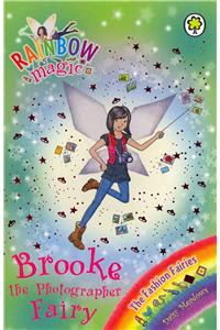 Rainbow Magic: Brooke the Photographer Fairy