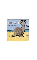 Little Seal: Finger Puppet Book