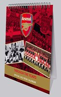 Official Arsenal Football Club 2022 Desk Calendar - Month To View Desk Calendar (The Official Arsenal Desk Calendar)